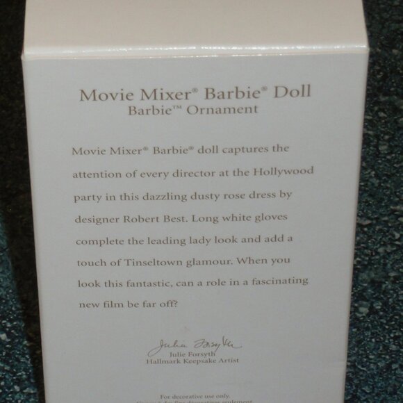 2010 Hallmark Barbie Movie Mixer Keepsake Christmas Ornament Fashion Model GIFT! - Picture 4 of 4